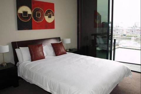 Docklands Prestige Apartments - Surfers Paradise Gold Coast 5
