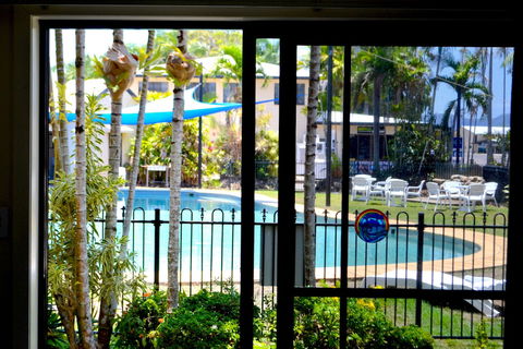 Hinchinbrook Resorts - Surfers Paradise Gold Coast 3