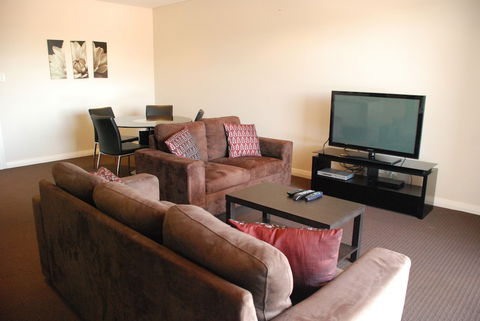 Spinnakers By Rockingham Apartments - Surfers Paradise Gold Coast 4