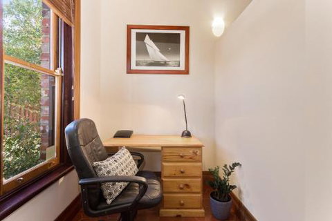 100 On South Callan Apartments - Surfers Paradise Gold Coast 4