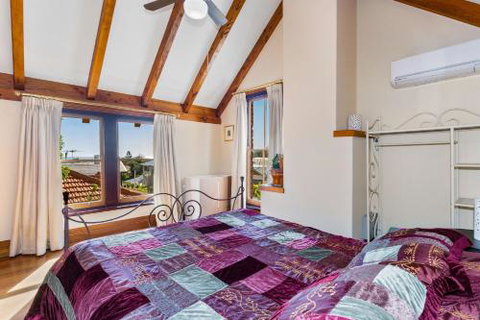 100 On South Callan Apartments - Surfers Paradise Gold Coast 2