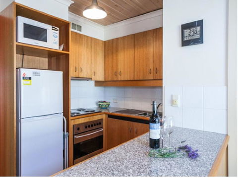 Cora Lynn Apartment 18 - Surfers Paradise Gold Coast 5
