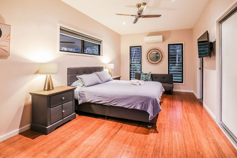 Agnes Water Stays - Surfers Paradise Gold Coast 4