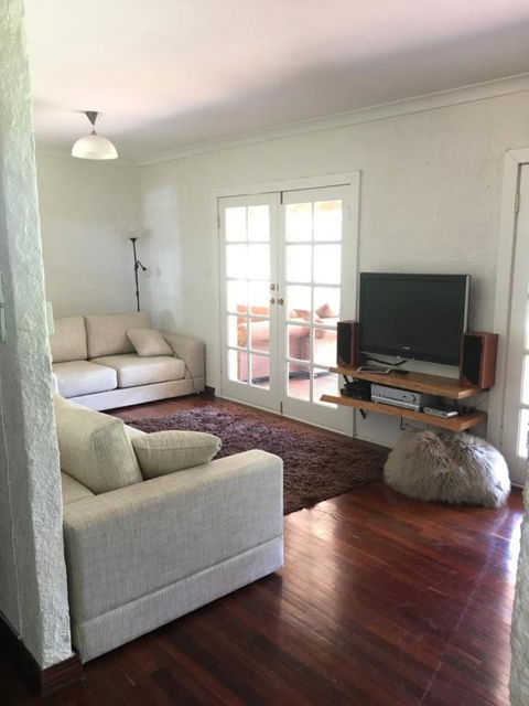 Nannup Bush Retreat - Surfers Paradise Gold Coast 1