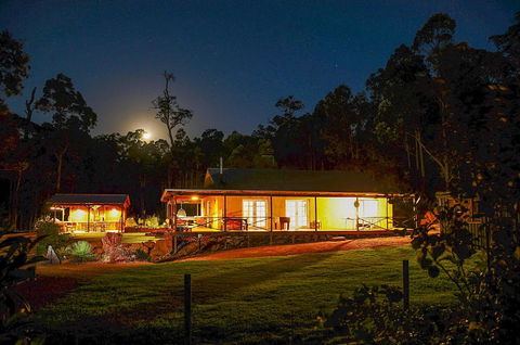 Nannup Bush Retreat - Surfers Paradise Gold Coast 5