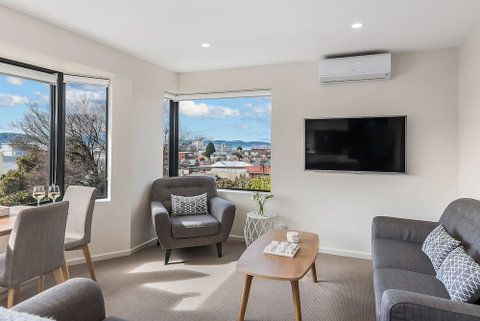 110 Hampden Apartments - Surfers Paradise Gold Coast 2