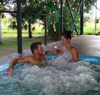 Berry Creek Bush Retreat - Surfers Paradise Gold Coast