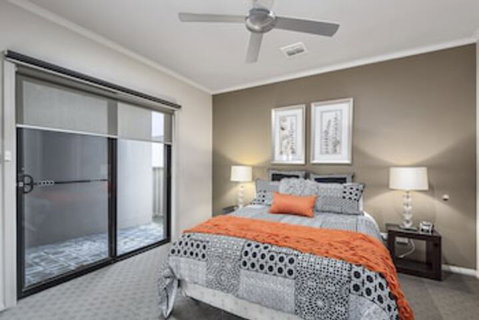 MG Delux Apartment - Surfers Paradise Gold Coast 0