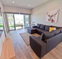 Waterfront Apartments - Surfers Paradise Gold Coast