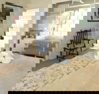 Howies Place Noosa - Surfers Paradise Gold Coast