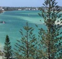 Just Perfect Apartment with Ocean Views - Surfers Paradise Gold Coast