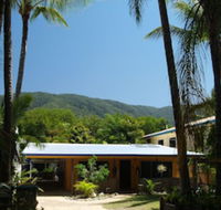 Clifton Beach House - Surfers Paradise Gold Coast