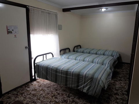 Leigh Creek Outback Resort - Surfers Paradise Gold Coast 2
