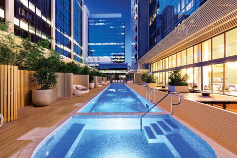 SKYE Hotel Suites Parramatta - Surfers Paradise Gold Coast 4