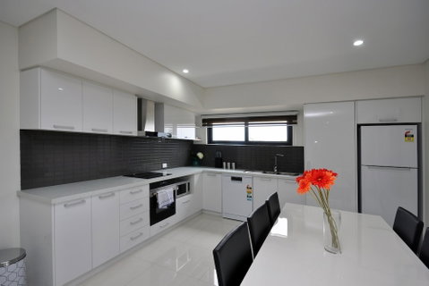 Coastal By Rockingham Apartments - Surfers Paradise Gold Coast 6