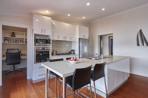 Esperance Landing - Essentially Tas - Surfers Paradise Gold Coast 6
