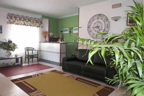 Boutique Stays Hidden Sanctuary - Surfers Paradise Gold Coast 2