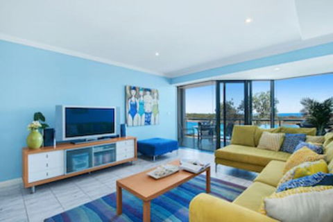 On The Beach Getaway - Surfers Paradise Gold Coast 0