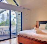 Norfolk Pine Apartment - Surfers Paradise Gold Coast