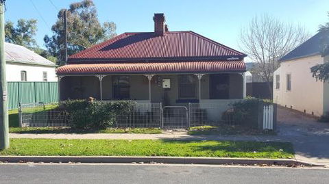 Browncoat Cottage Mudgee - Surfers Paradise Gold Coast 3