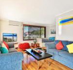 Sandy Toes Beach House Jervis Bay 2min to Beach - Surfers Paradise Gold Coast