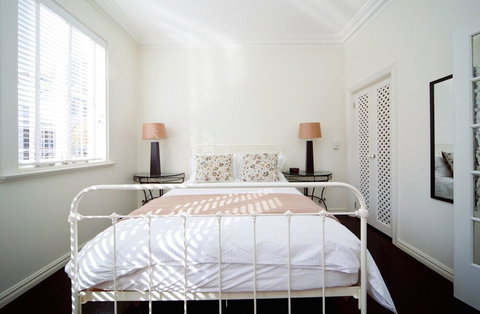 MPT67A Beautifully Decorated 1 Bed - Surfers Paradise Gold Coast 0