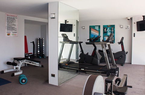 TT302 Darlinghurst Sydney Studio - Surfers Paradise Gold Coast 3