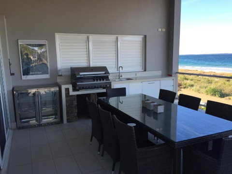 Waterfront Dream Vincentia - Surfers Paradise Gold Coast 3
