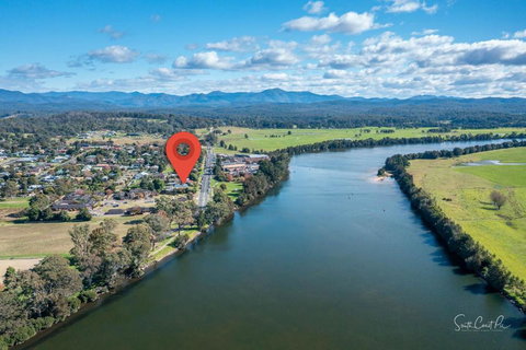 Moruya Holiday House - Surfers Paradise Gold Coast 6