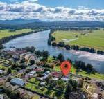 Moruya Holiday House - Surfers Paradise Gold Coast