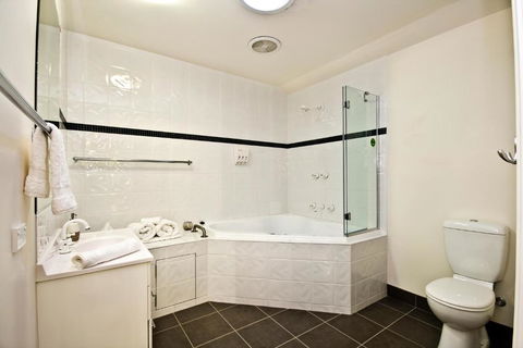 Mt.Martha Guesthouse By The Sea - Surfers Paradise Gold Coast 5