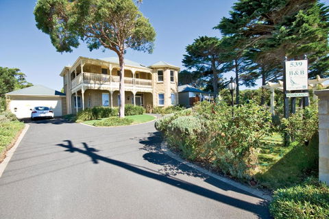Mt.Martha Guesthouse By The Sea - Surfers Paradise Gold Coast 2
