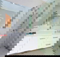 Ocean 180A - Surfers Paradise Gold Coast