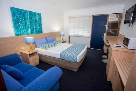 Moffat Beach Motel Caloundra - Surfers Paradise Gold Coast 5