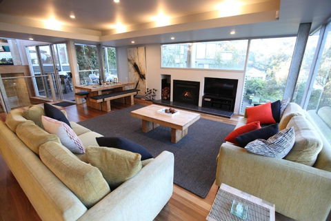 Lorne Luxury - Surfers Paradise Gold Coast 1