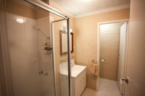 Snowflake 12 - Surfers Paradise Gold Coast 1