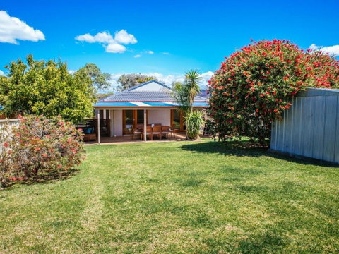 Sunbaker Beach House 4 Mins To Beach Pet Friendly With Fire Pit - Surfers Paradise Gold Coast 6