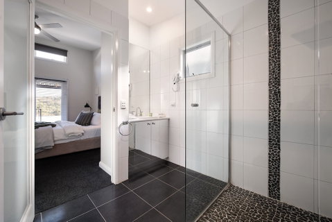 Oblique - Surfers Paradise Gold Coast 3