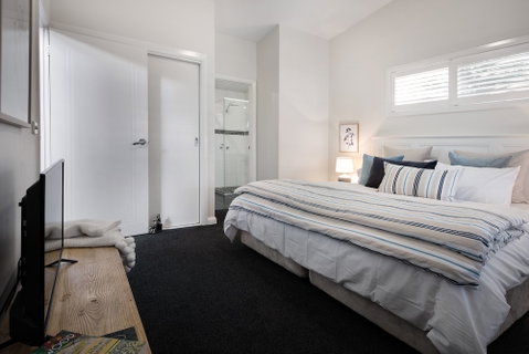 Oblique - Surfers Paradise Gold Coast 5