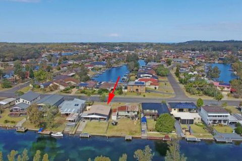 Ranu House Waterfront - Surfers Paradise Gold Coast 2