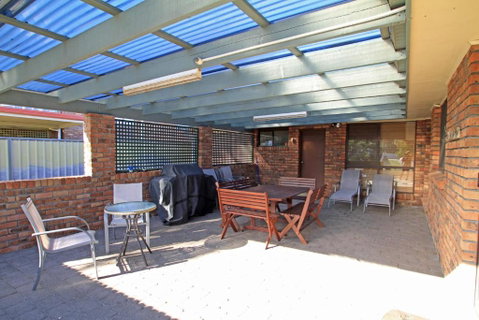 Riverfront Delight - Surfers Paradise Gold Coast 1