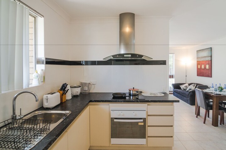 Kardinya WA Surfers Paradise Gold Coast