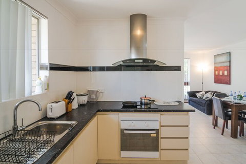 Cosy Murdoch Home - Surfers Paradise Gold Coast 0