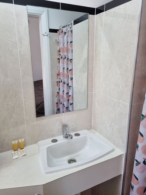 Taree Lodge Motel - Surfers Paradise Gold Coast 3