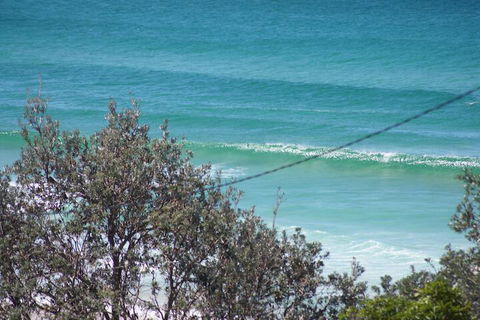 Rennies Beach House - Surfers Paradise Gold Coast 2