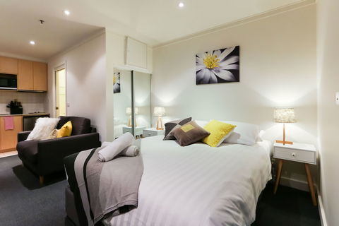 WILLOW, Carlton Studio Apartment - Surfers Paradise Gold Coast 2