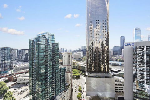 SONYA, 2BDR Southbank Apartment - Surfers Paradise Gold Coast 2