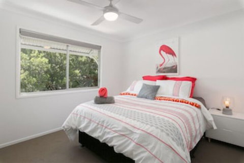 Tallywood 2 Bedroom - Surfers Paradise Gold Coast 3