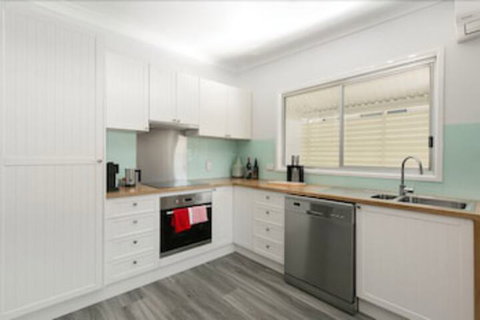 Tallywood 2 Bedroom - Surfers Paradise Gold Coast 5