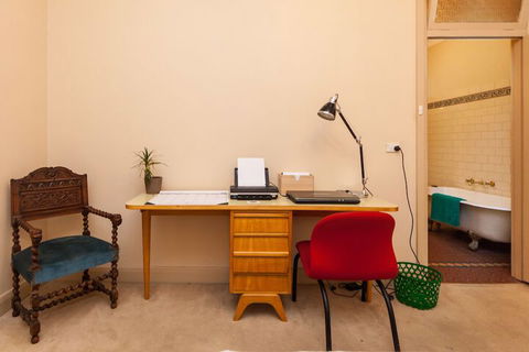 MADELINE, 1BDR Fitzroy Apartment - Surfers Paradise Gold Coast 1